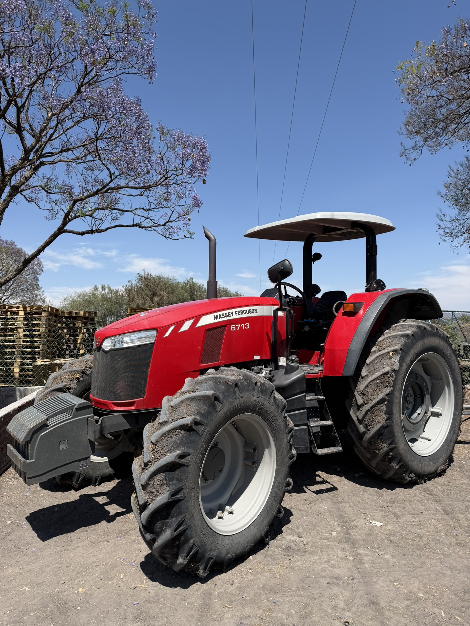 Tractor Massey Ferguson 6713